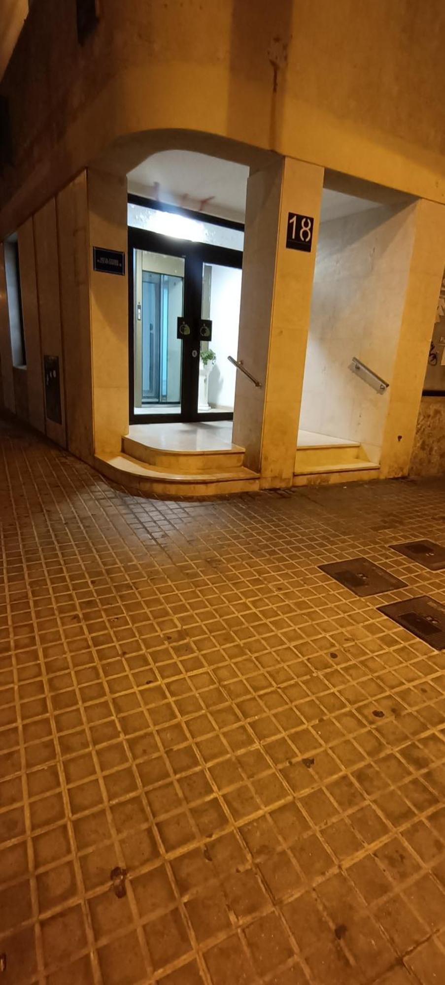 Hostal Estudios Бадалона Екстериор снимка