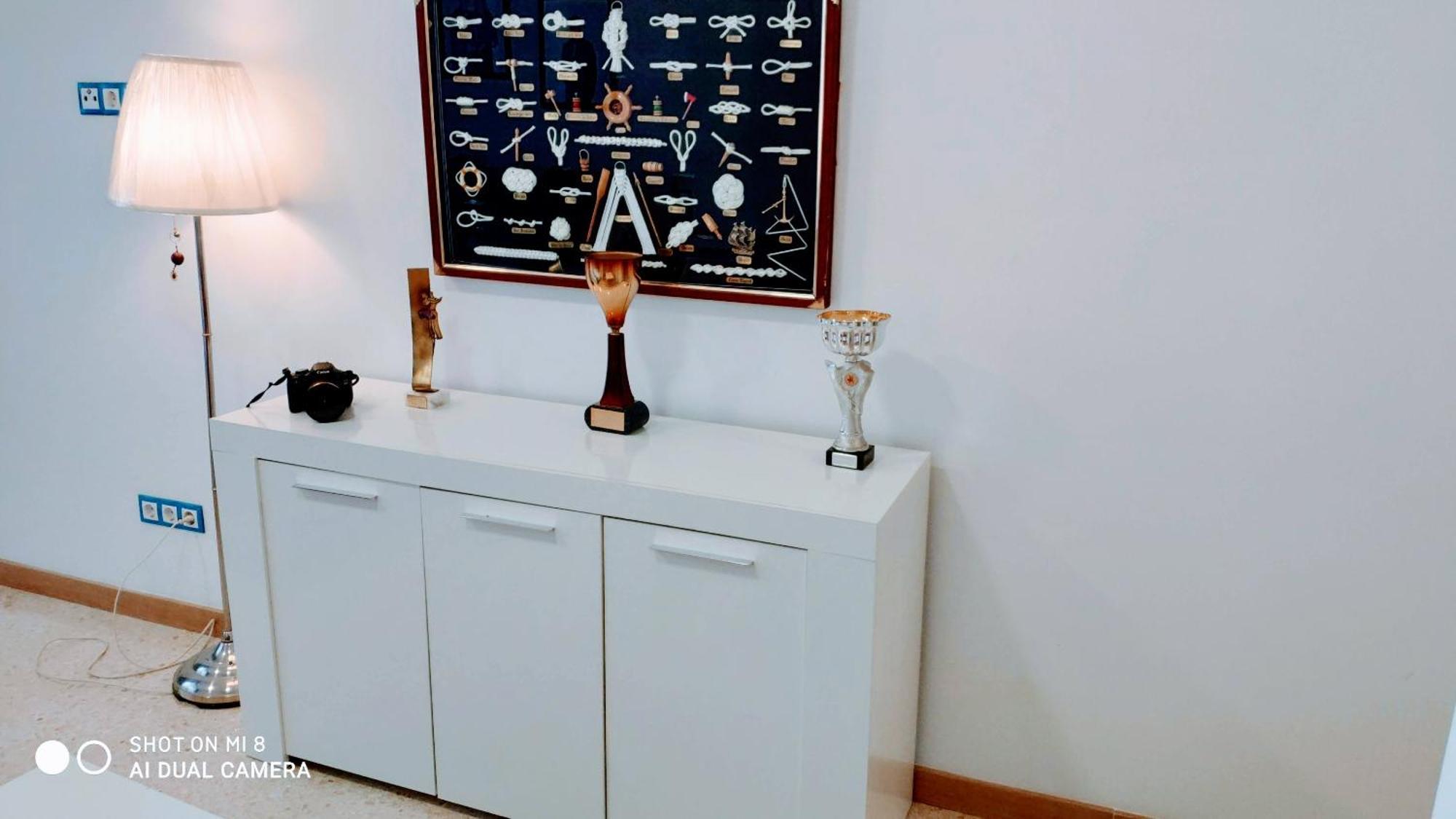 Hostal Estudios Бадалона Екстериор снимка
